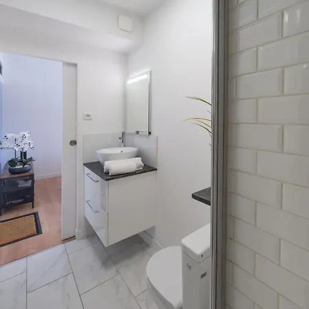 Marines-5 By Interhome *