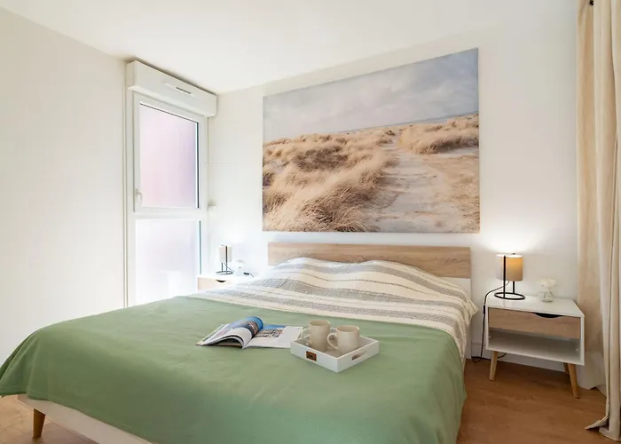 Marines-5 By Interhome *