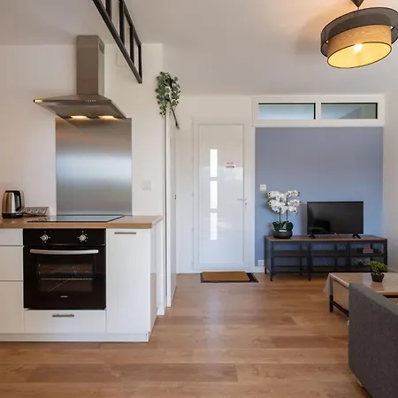 Marines-5 By Interhome * 阿卡雄